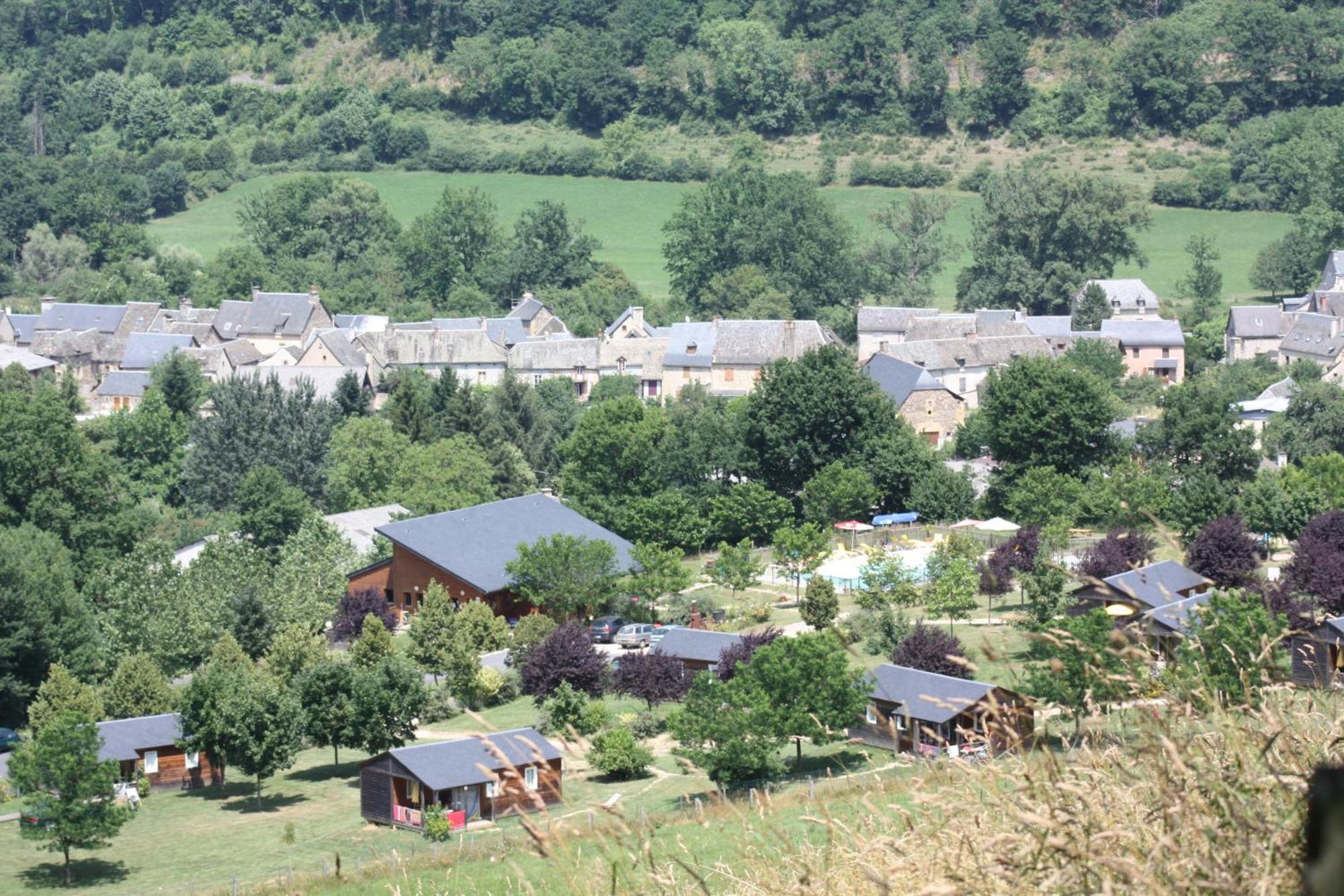Village De Gite - La Cascade Sainte-Eulalie-d'Olt المظهر الخارجي الصورة