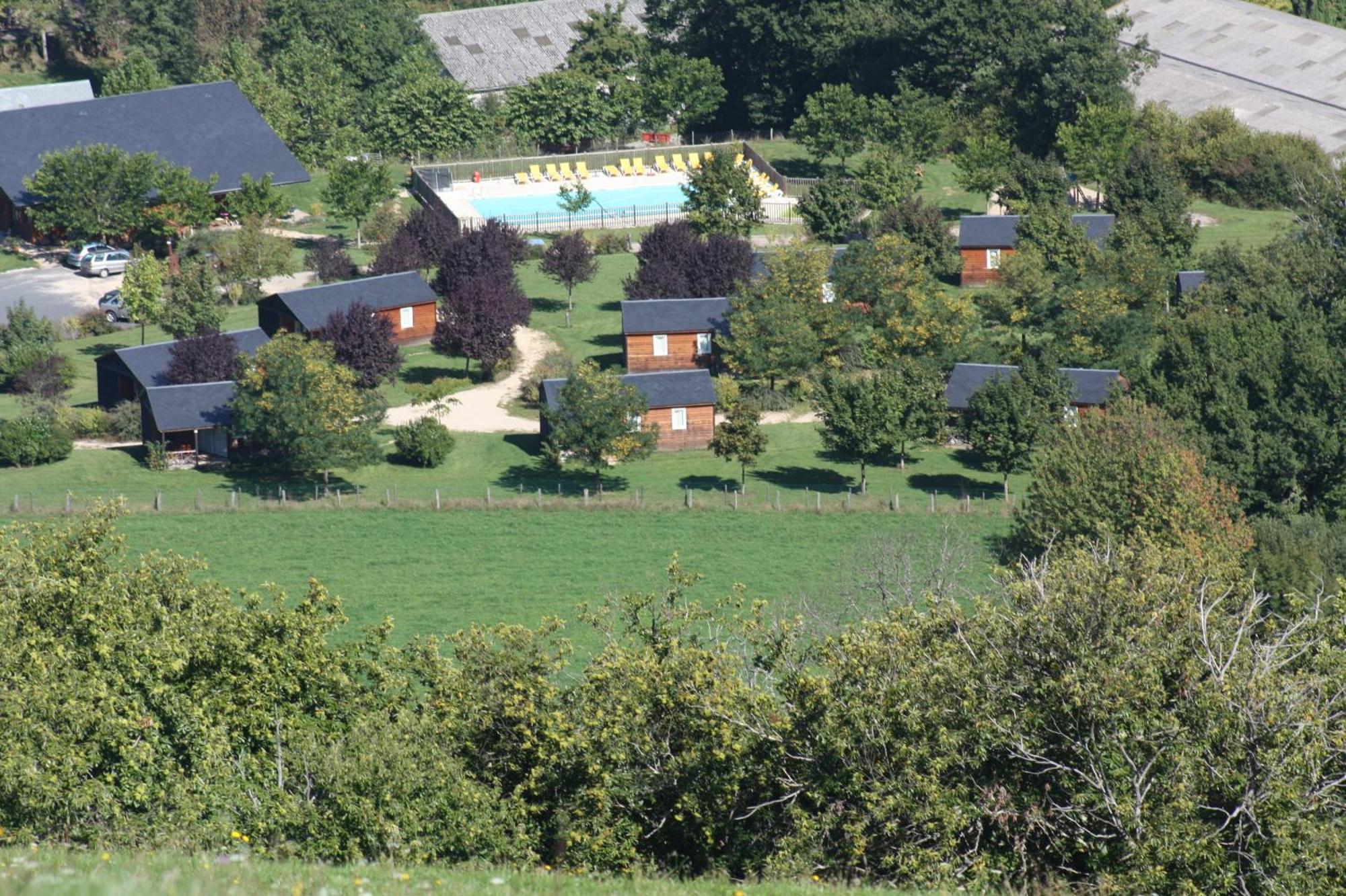 Village De Gite - La Cascade Sainte-Eulalie-d'Olt المظهر الخارجي الصورة